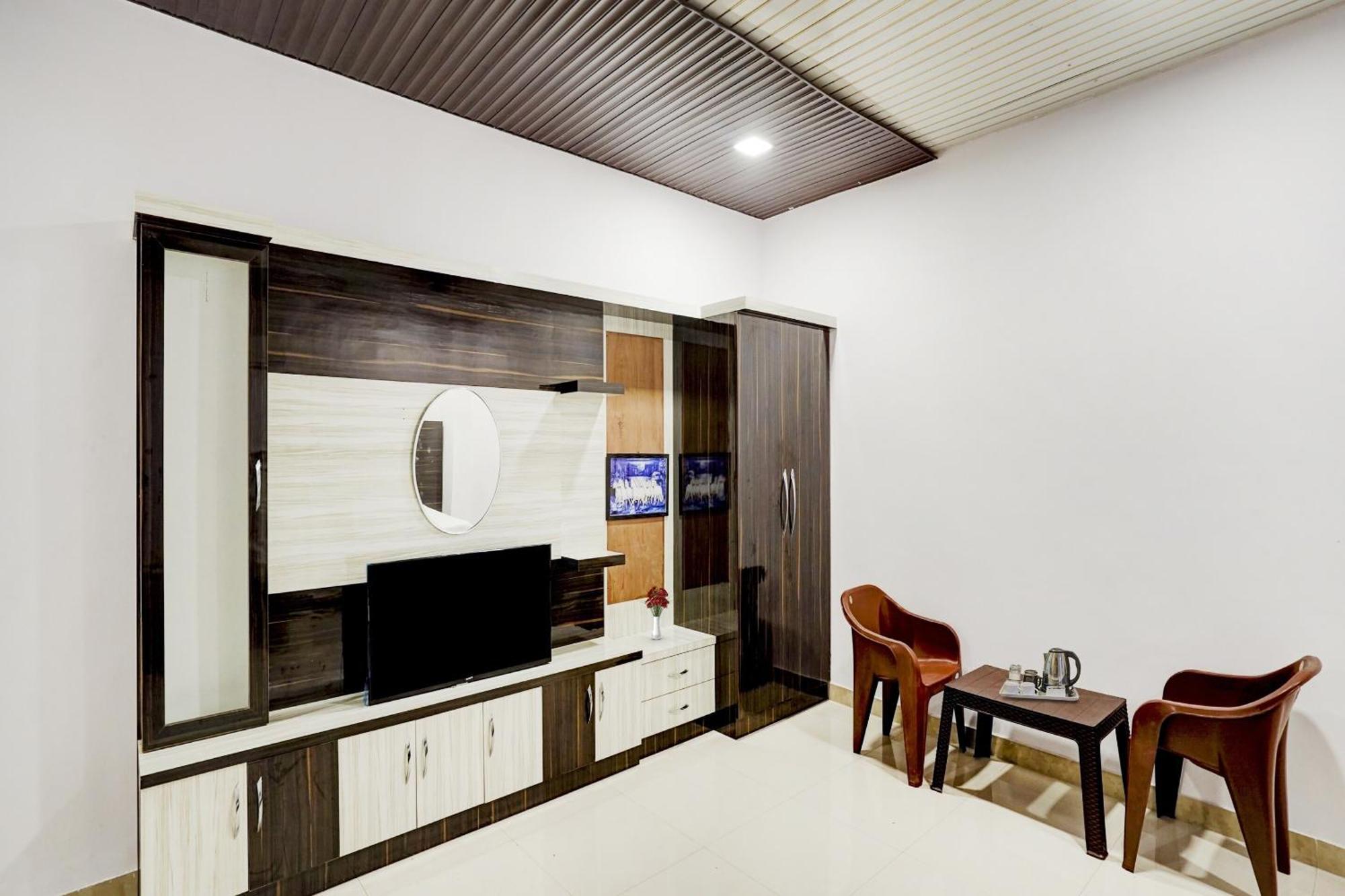 Collection O Love Garden Hotell Ghaziabad Eksteriør bilde